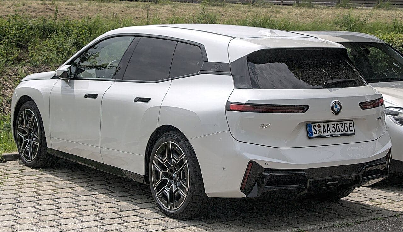 BMW iX xDrive60