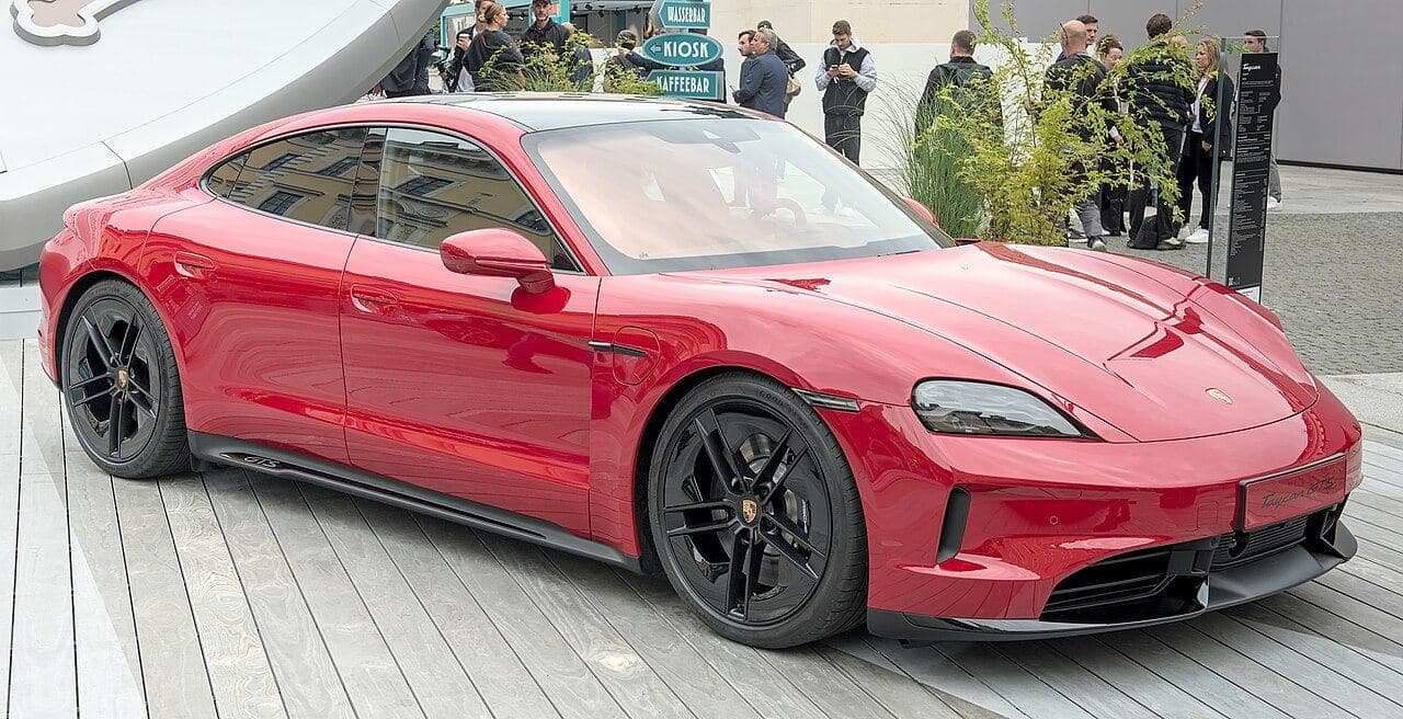 Porsche Taycan Performance Battery Plus