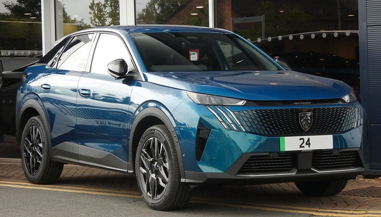 Peugeot E-3008 73 kWh